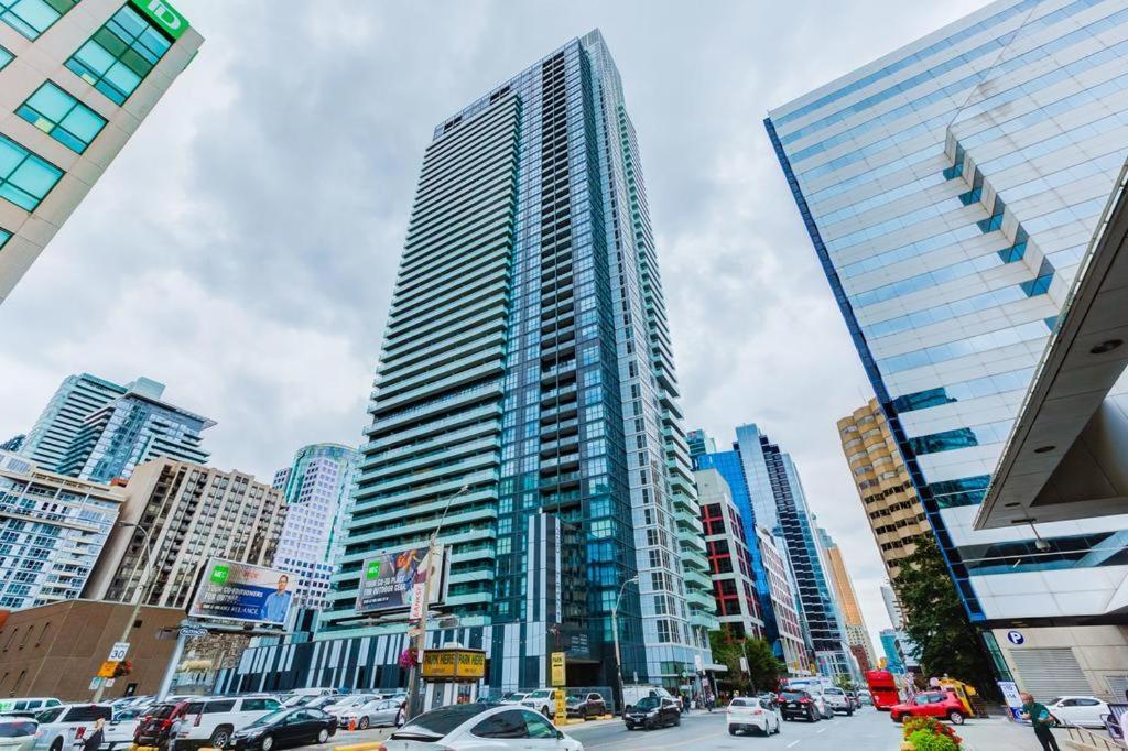 شقة تورونتو  في Loft - Entertainment & Financial District المظهر الخارجي الصورة